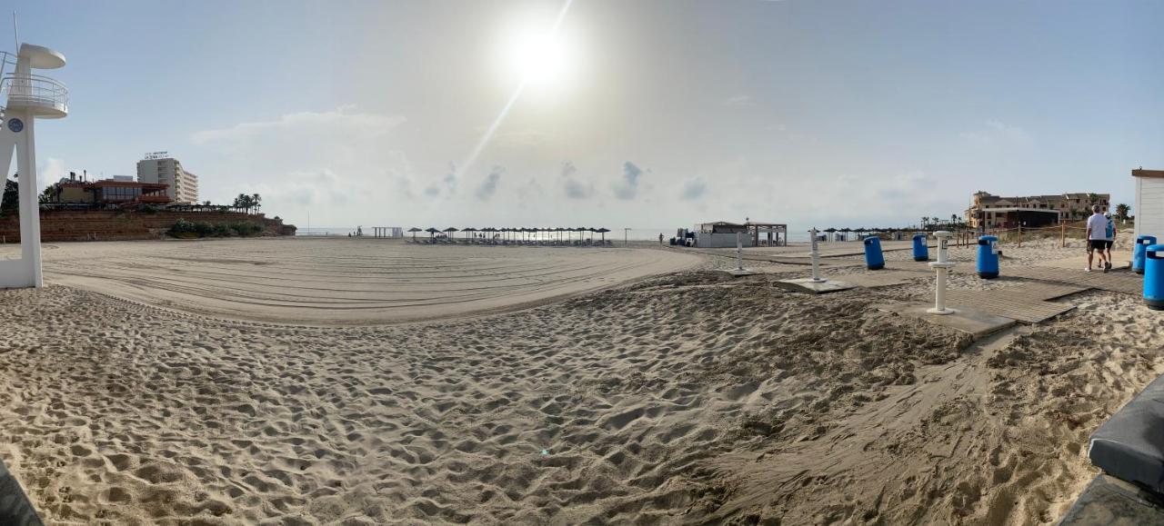 La Zenia beach Renovated 3-bdr condo w/ patio/AC Orihuela Esterno foto